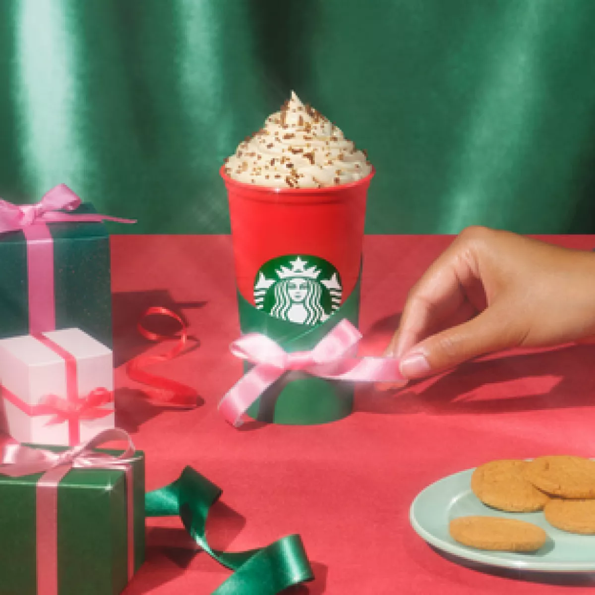 Holiday Apple Watch wallpaper 03